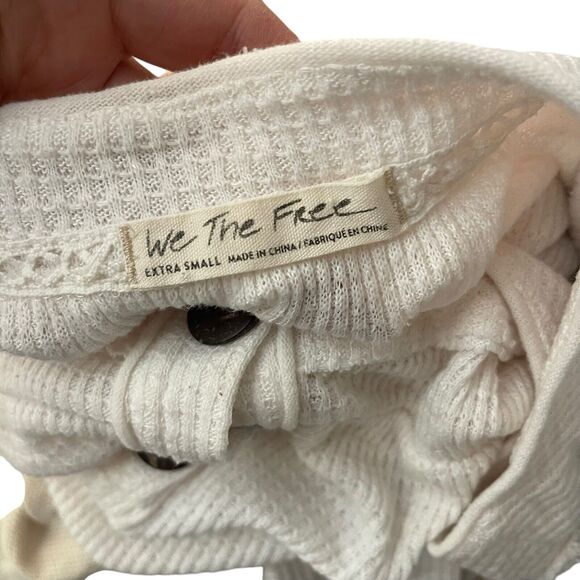 We the Free Womens XS Must Have Thermal Henley Top Ivory Long Sleeve Tee Raw Hem - Picture 2 of 8